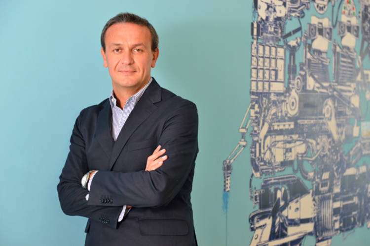 Luca Colombo Country Manager Facebook Italia intervista slider home min