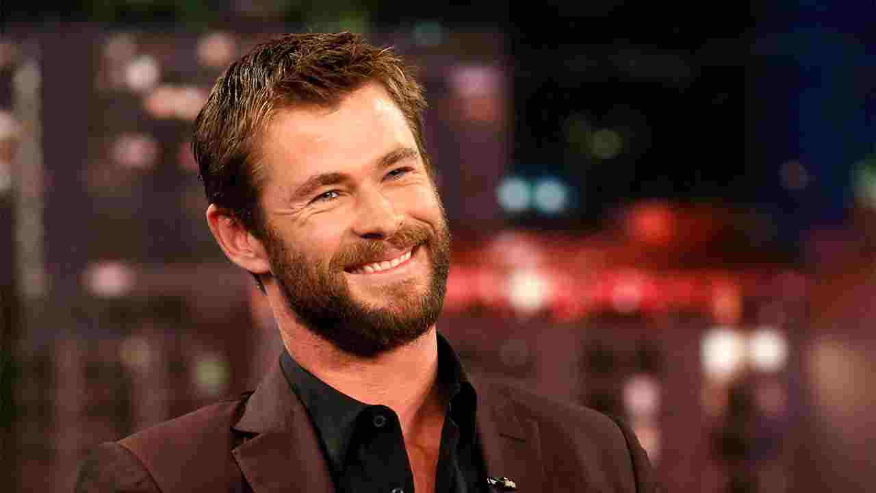 chris hemsworth networth