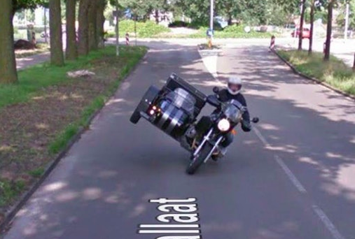 Scopre che la moglie lo tradisce… mentre naviga su Google Maps Scopre che la moglie lo tradisce… mentre naviga su Google Maps