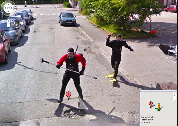 Scopre che la moglie lo tradisce mentre esplora su Google Maps