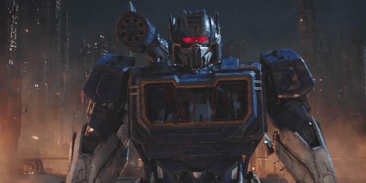 Bumblebee Trailer Optimus Prime Club Conectat e1537846554122 min 1