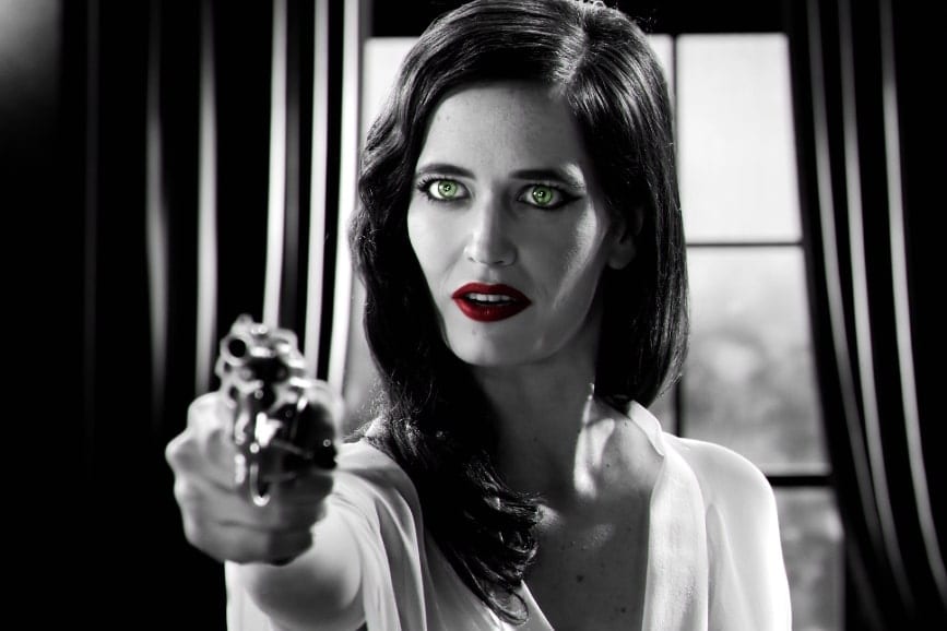 Eva Green in Sin City Una donna per cui uccidere min