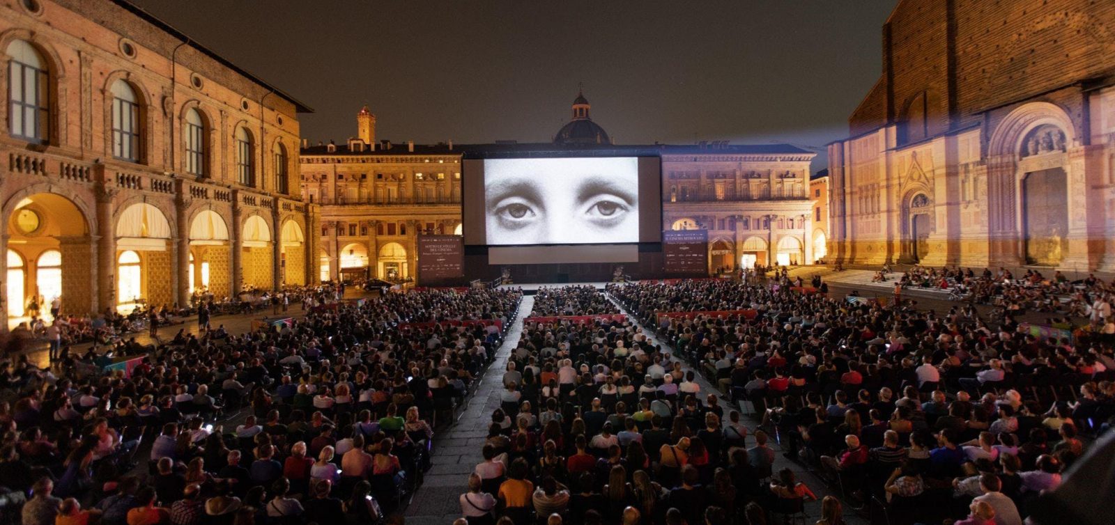 Piazza Maggiore Bologna Cineteca 20201