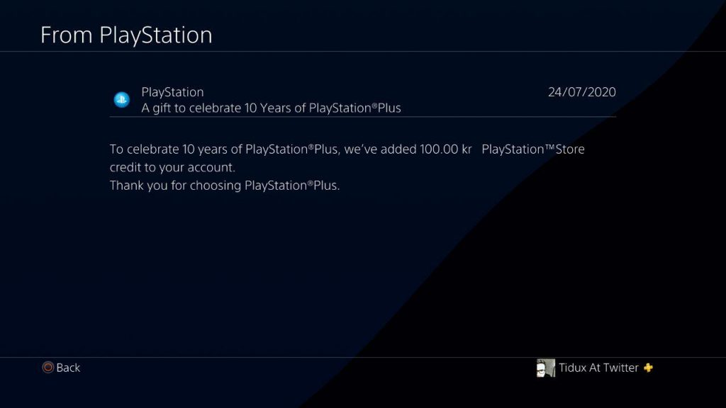 PlayStation Plus, 10 euro in regalo per il decennale del servizio