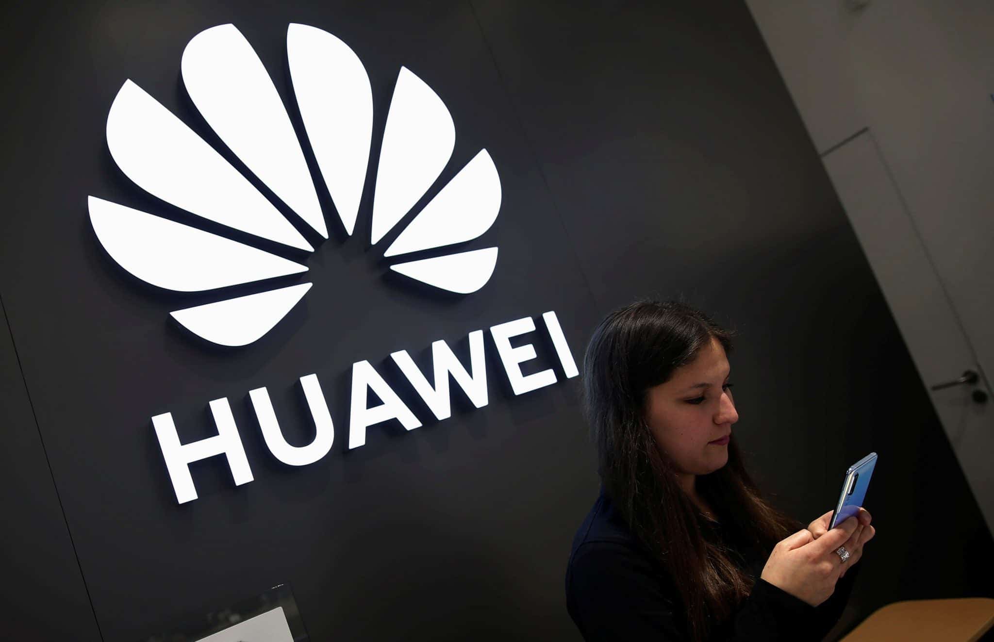 Huawei Logo smartphone