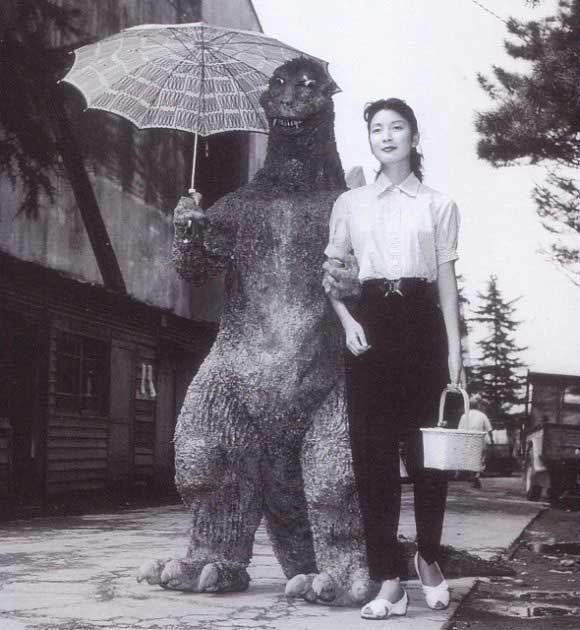 haruo nakajima momoko kc3b4chi on the set of godzilla 1954