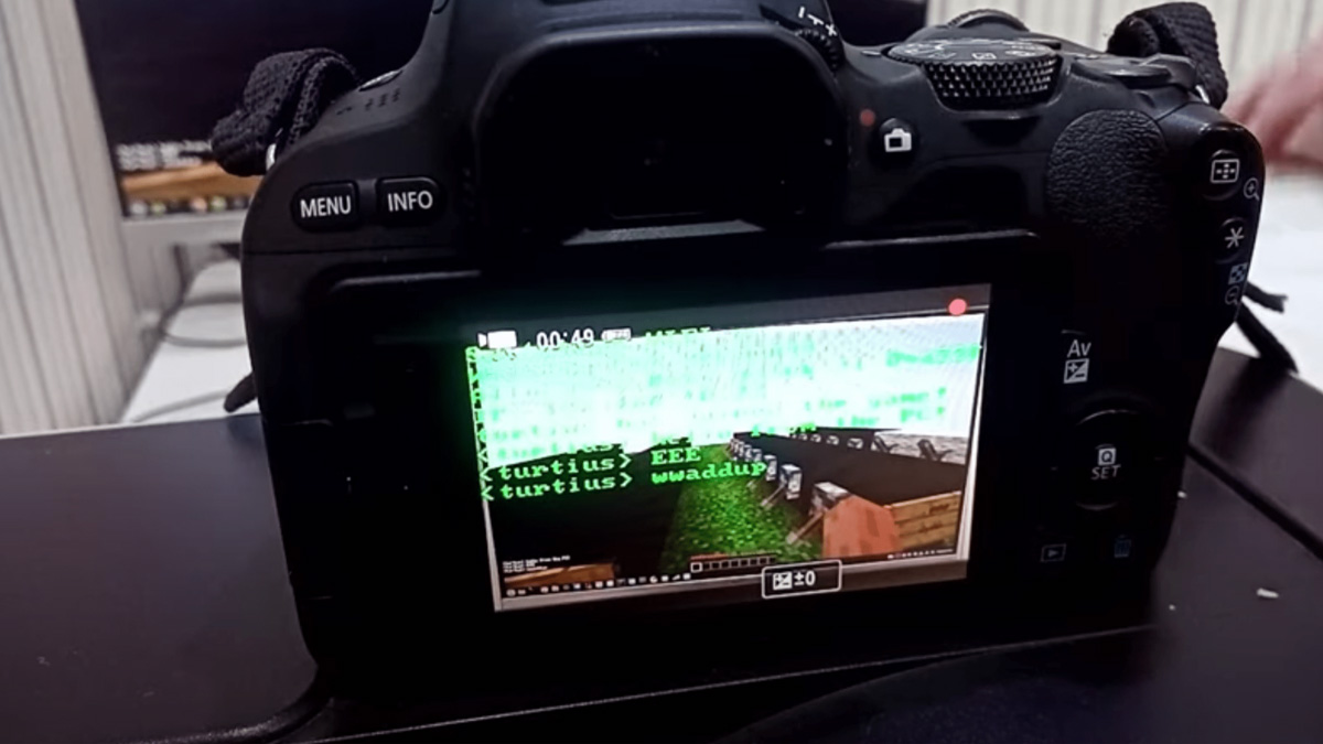 Minecraft Canon EOS 200D