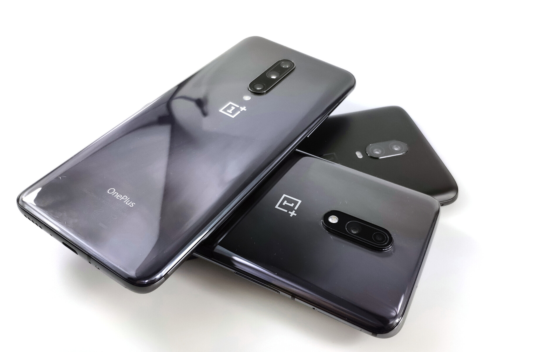 oneplus smartphones