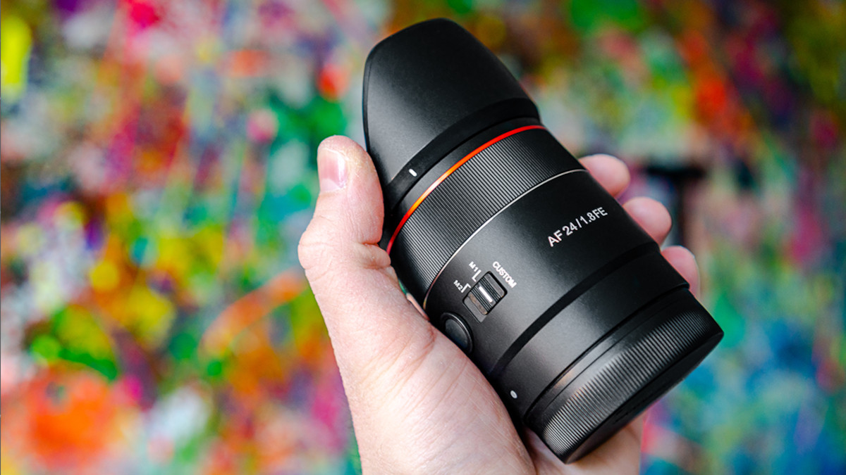 Samyang AF 24mm f/1.8 FE annuncio