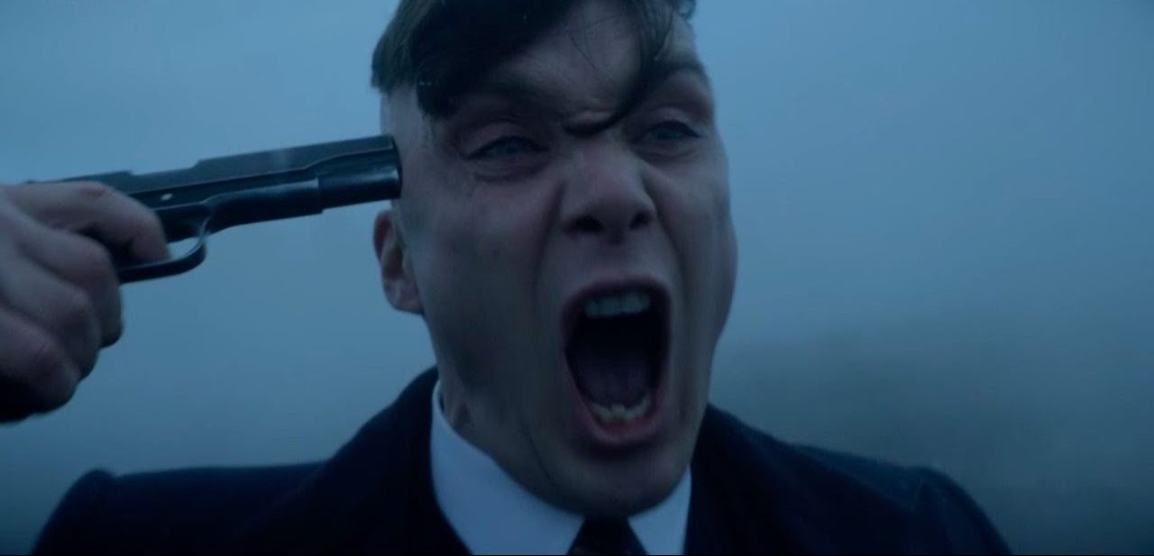 tommy shelby pistola alla tempia