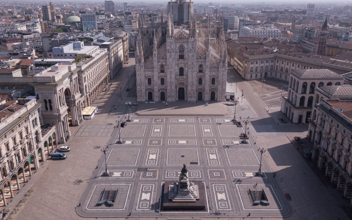 piazza duomo drone