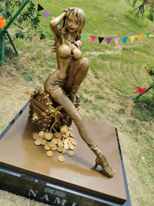 one piece statua nami