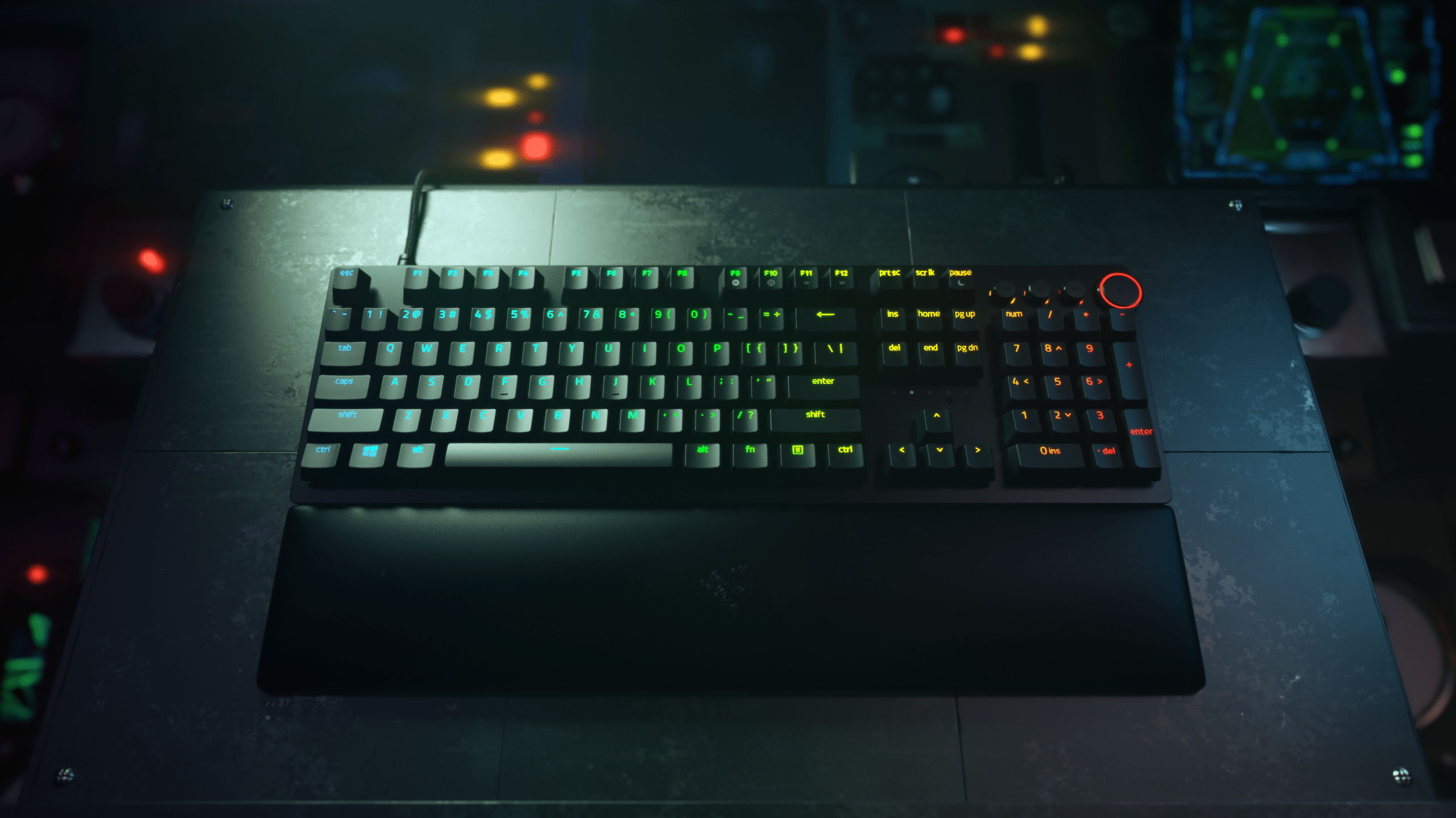 Razer Huntsman V2 tastiera meccanica lag zero