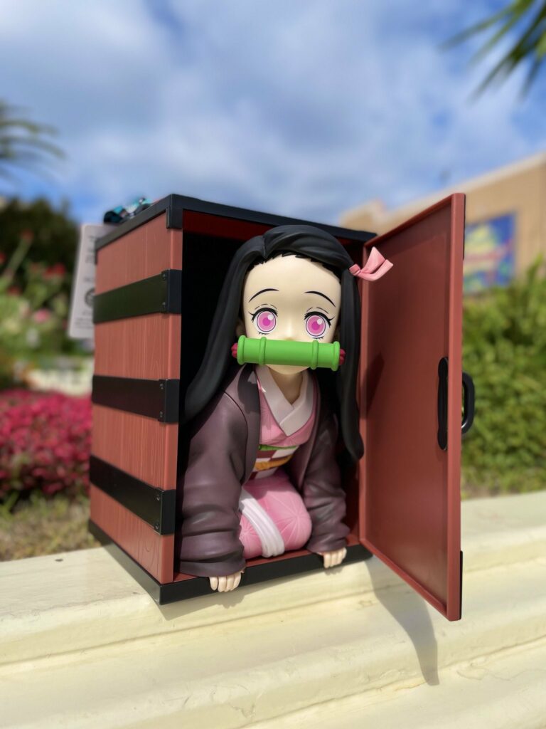 Demon Slayer, Nezuko diventa un adorabile gadget per Universal Studios Japan