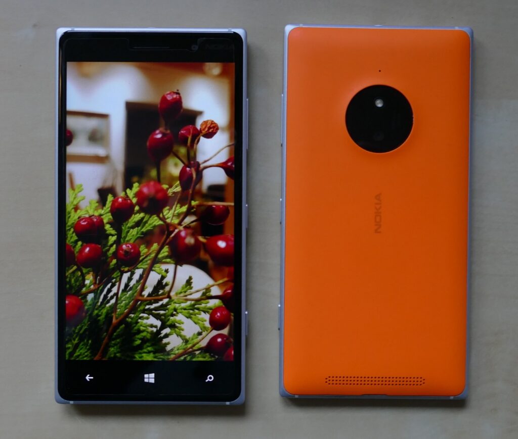 Nokia Lumia 830