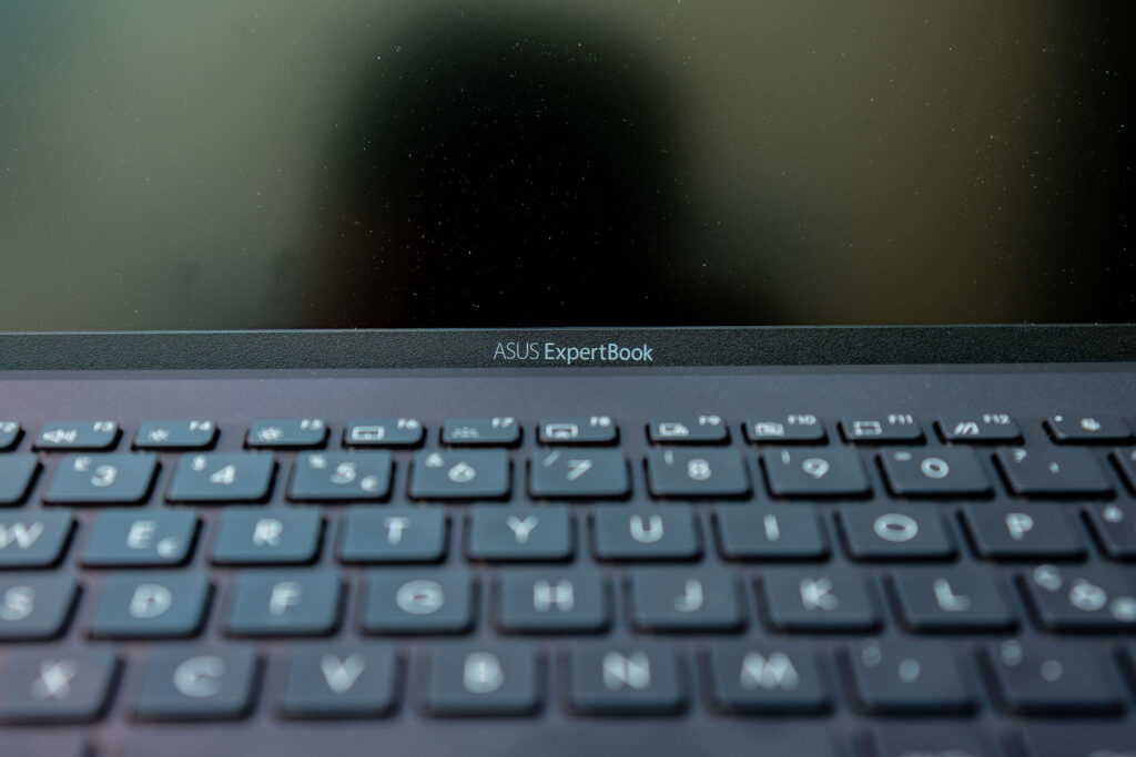 Asus ExpertBook B1 B1400 recensione portatile PC Windows