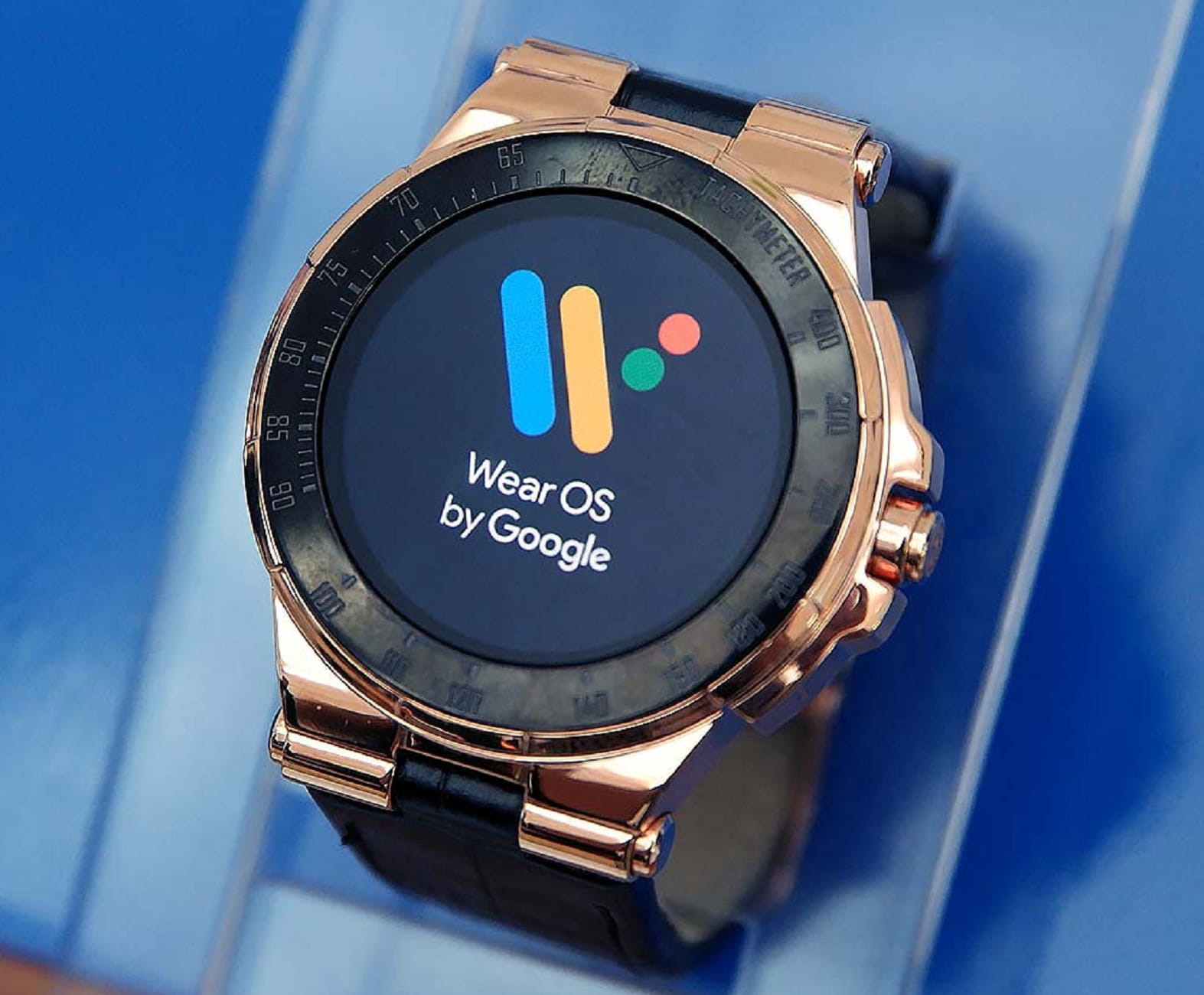 Wear время. Wear os смарт часы. Смарт часы с гуглом. Google Wear часы. Huawei watch Wear os.