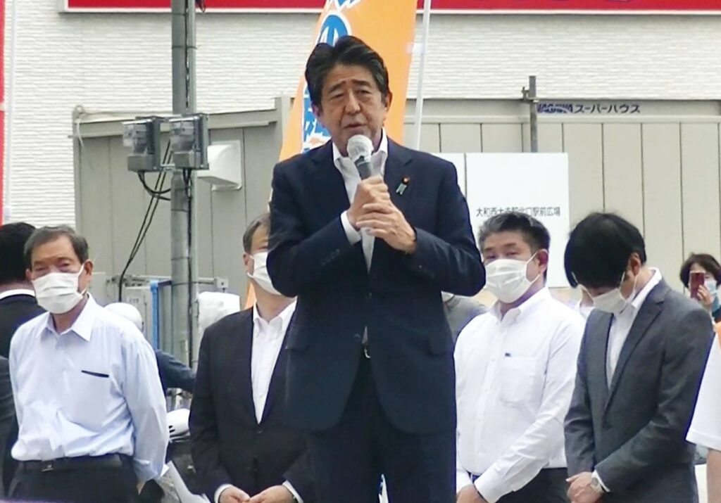 shinzo abe giappone