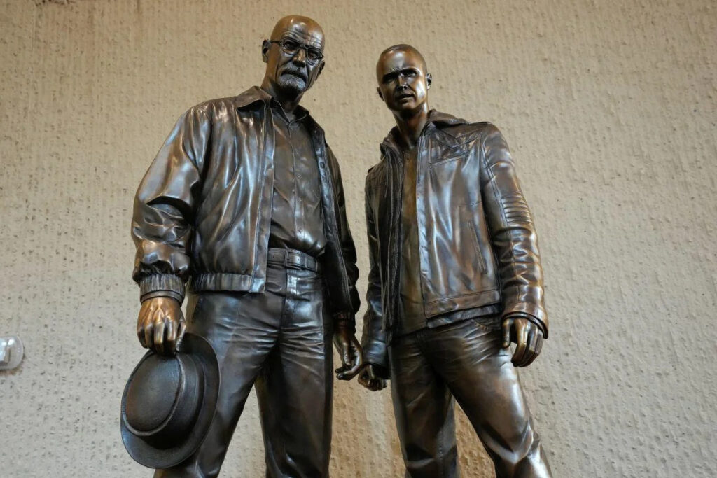 breaking bad bronze statues