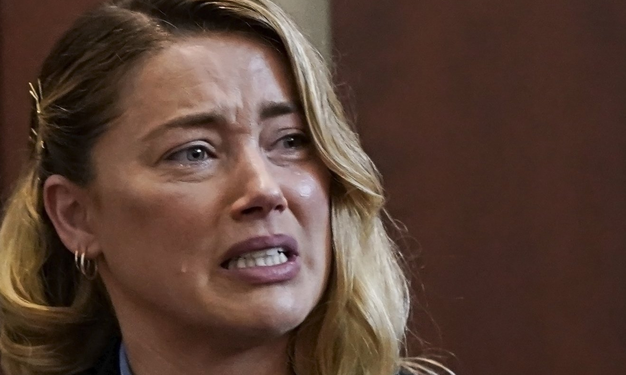 Amber Heard in bancarotta: l'attrice avvistata in un negozio di abbigliamento durante i saldi