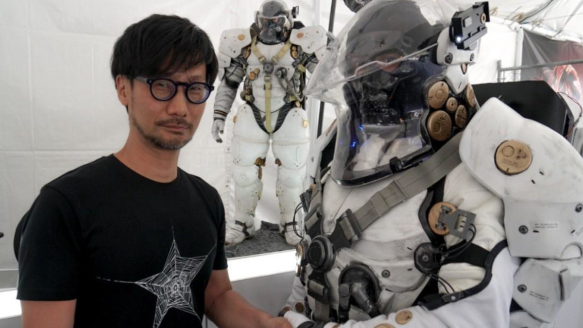 hideo kojima negli studi di kojima productions