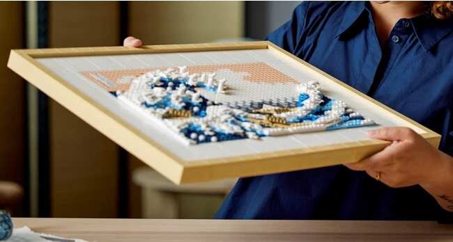 La Grande Onda di Hokusai diventa un set Lego!