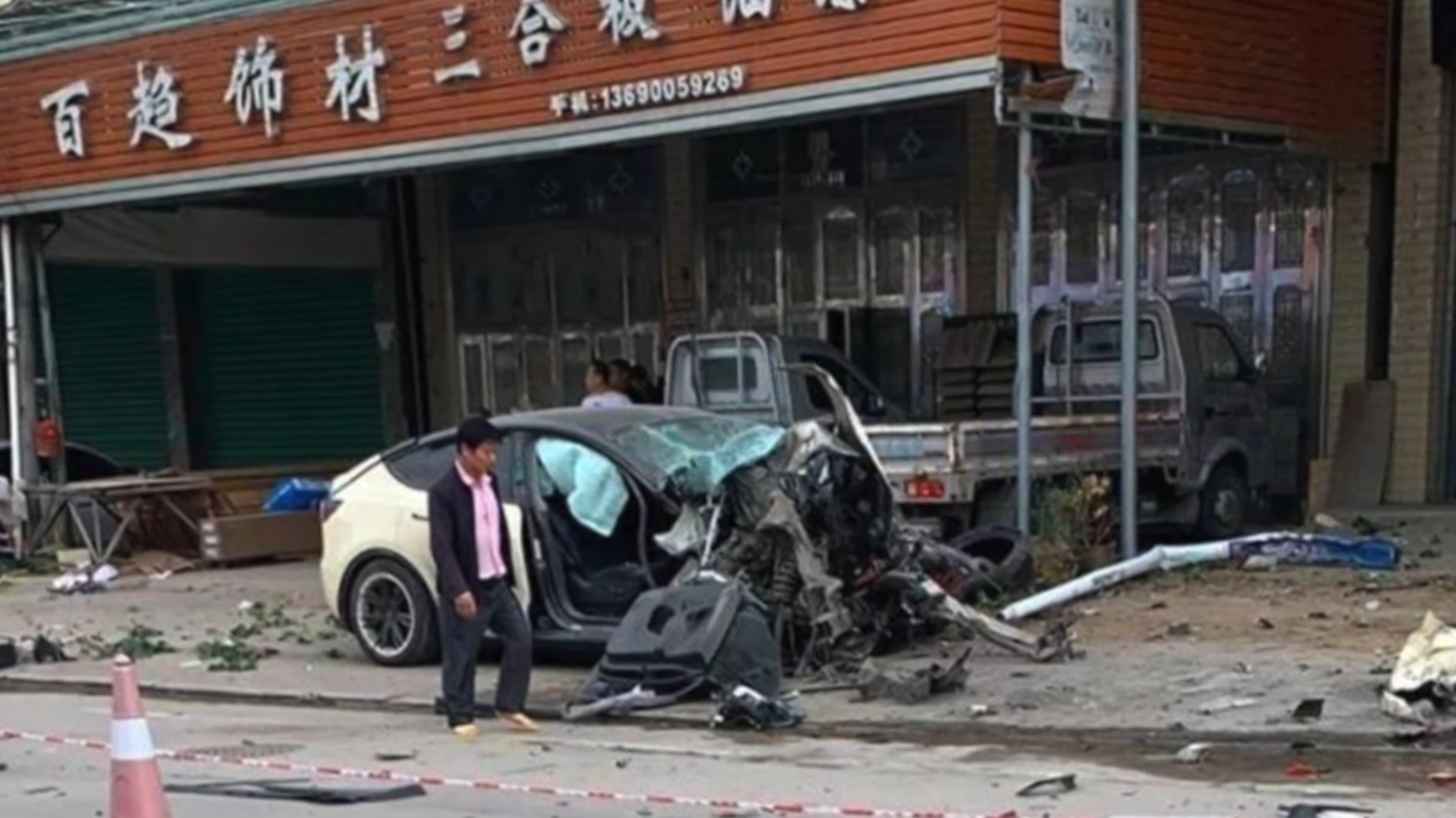 Tesla denies malfunction to blame for deadly crash caught on video in China 0 45 screenshot 1
