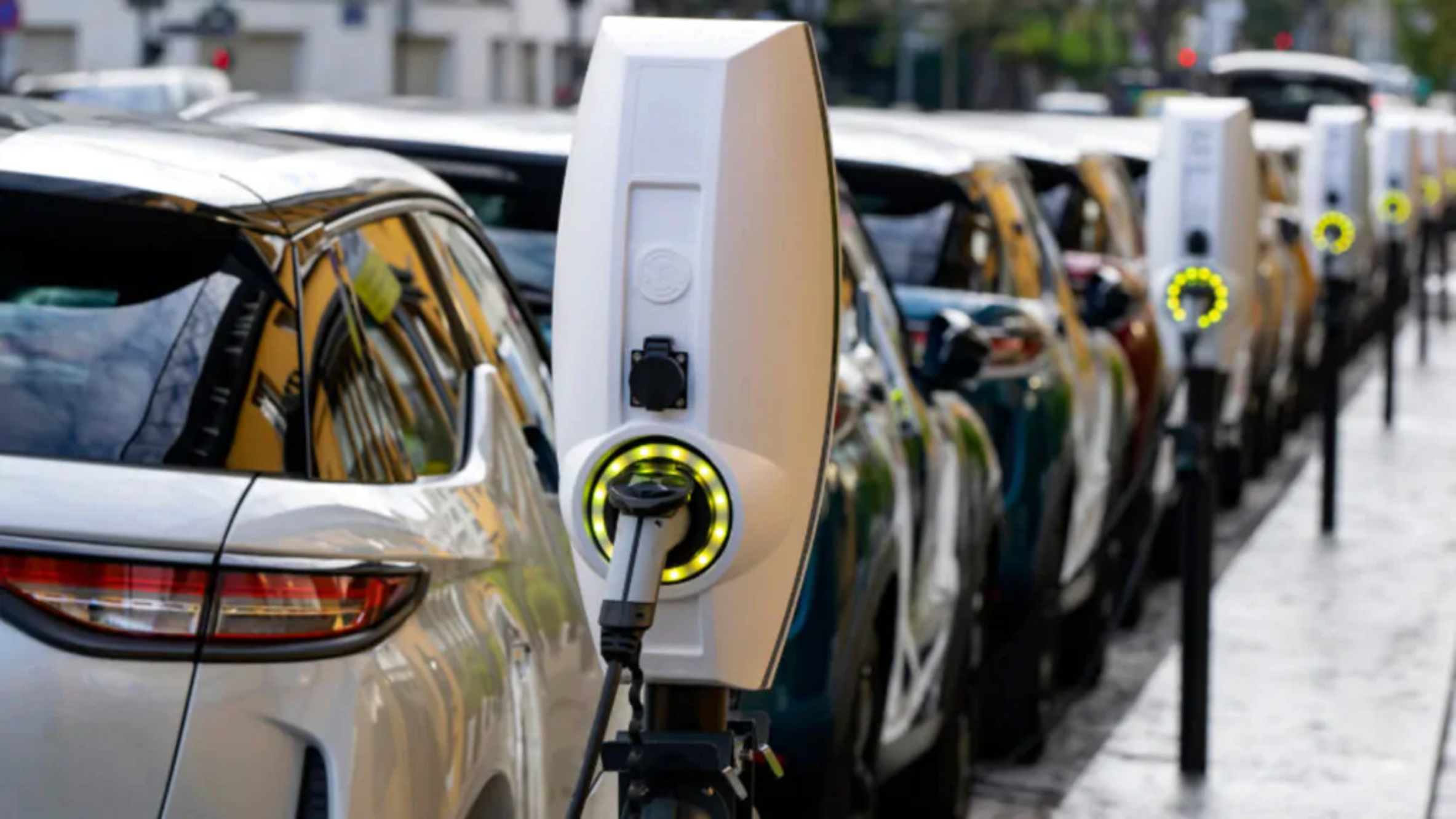 Auto elettriche parcheggiata Germania Ecobonus 2024