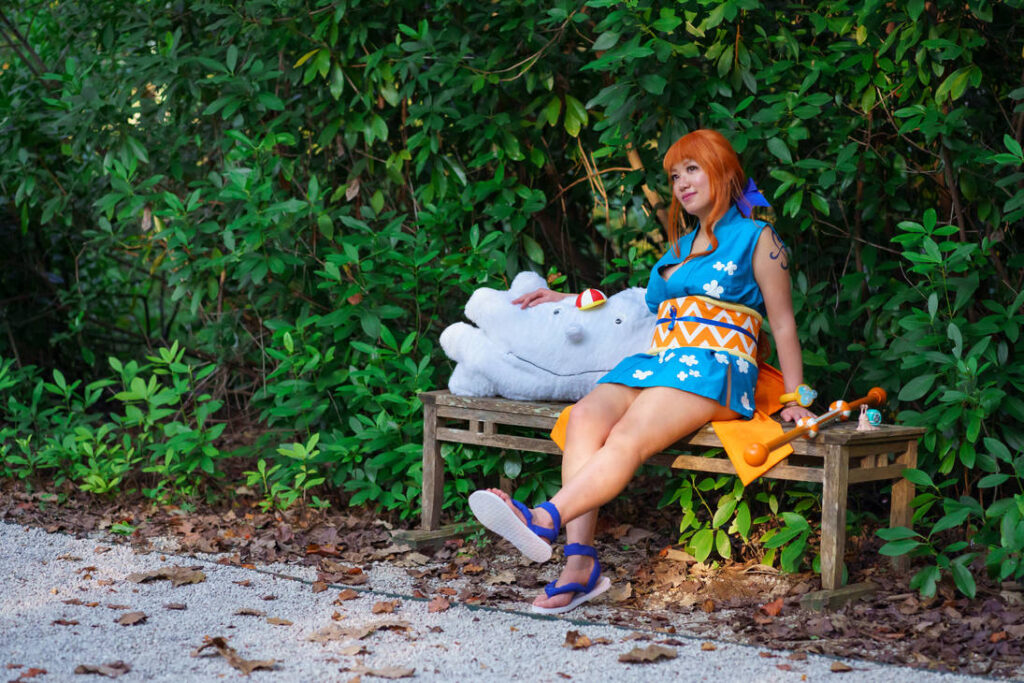 nami chilling with zeus one piece cosplay by firecloak def9mpa pre