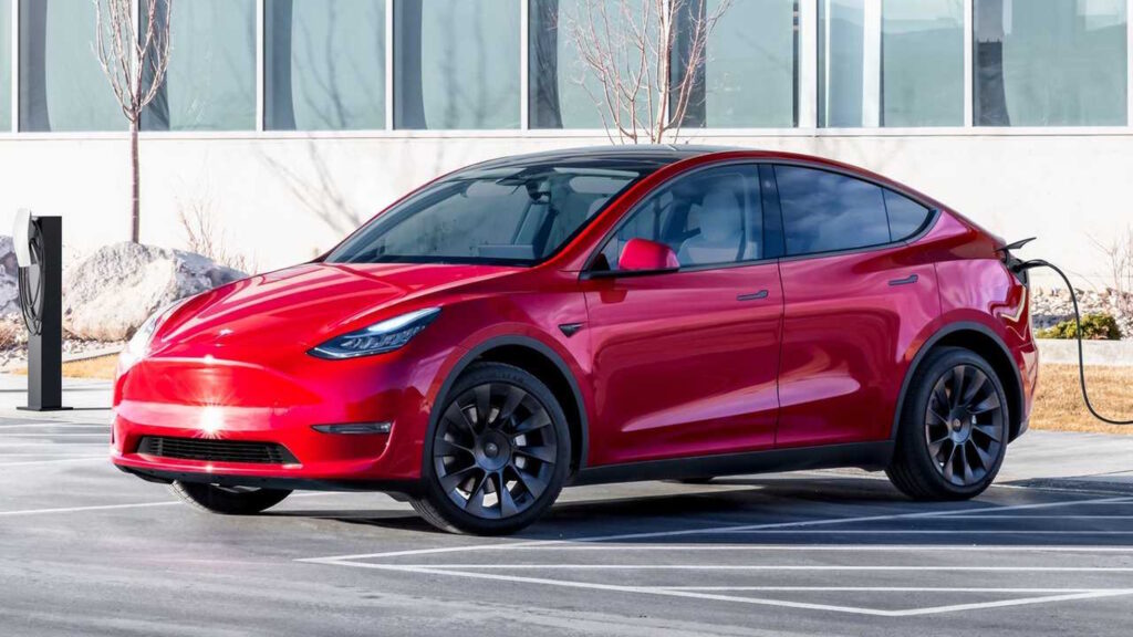 Tesla Model Y auto più vendute