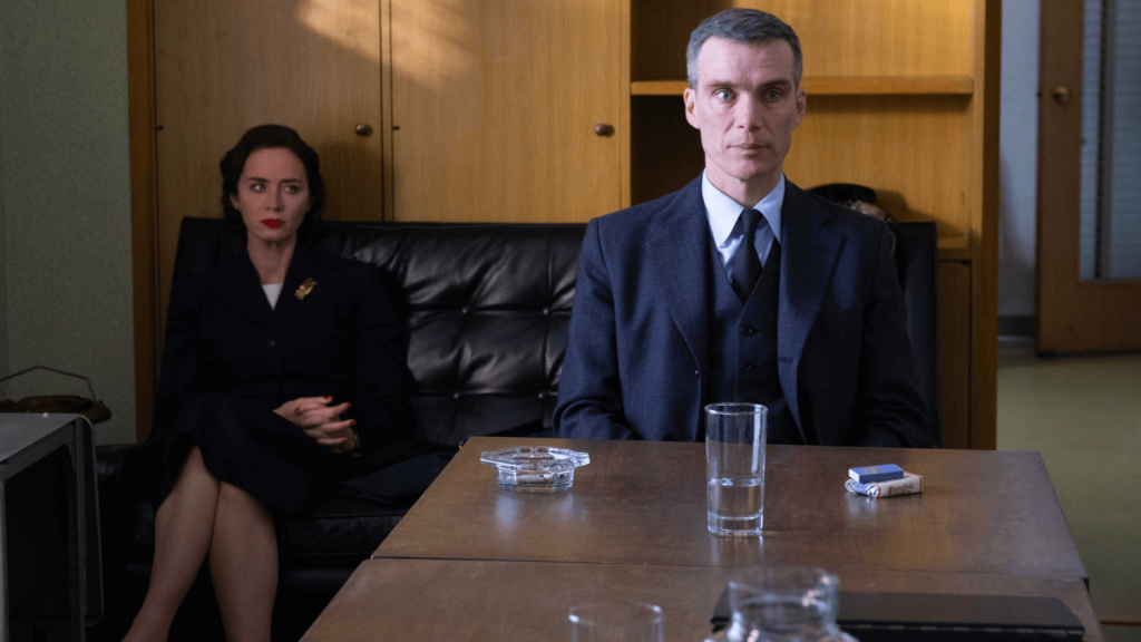 Emily Blunt e Cillian Murphy in una scena di Oppenheimer