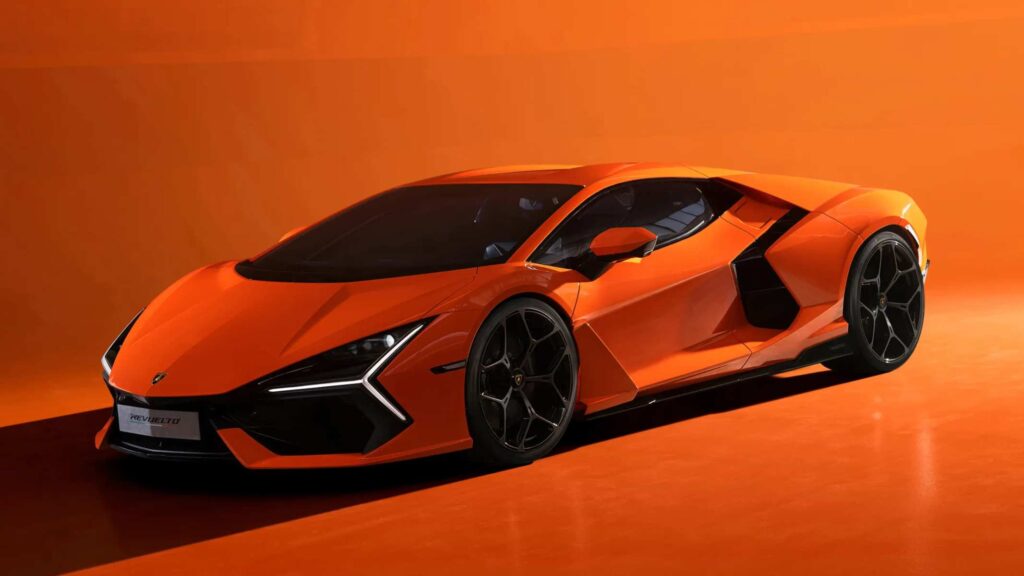 Lamborghini Revuelto Featured Gear 1