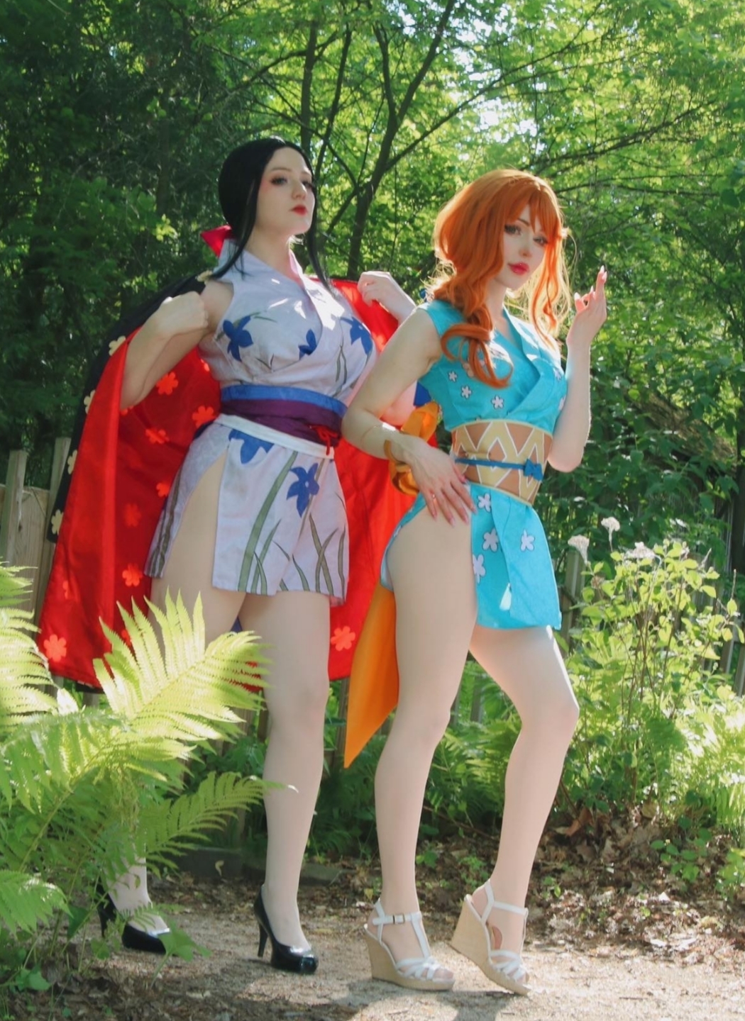 Cosplay di Nico Robin e Nami di One Piece