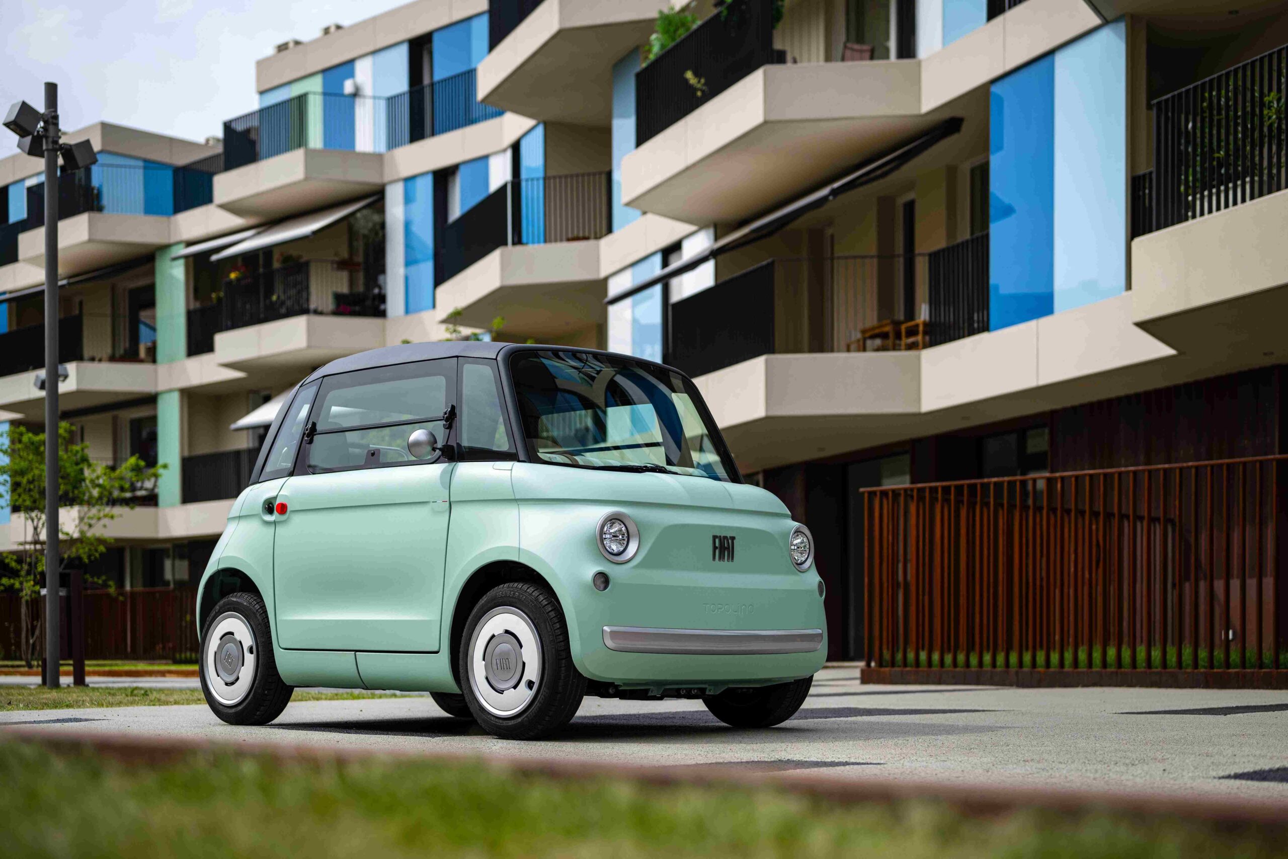 Nuova Fiat 126 elettrica: la piccola low cost a batterie italiana