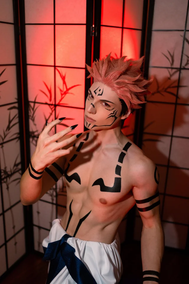 jujutsu-kaisen-ryomen-sukuna-cosplay