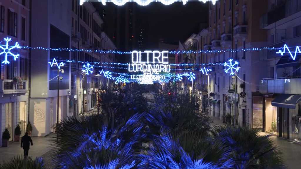 Luminarie PlayStation Corso Como Milano 