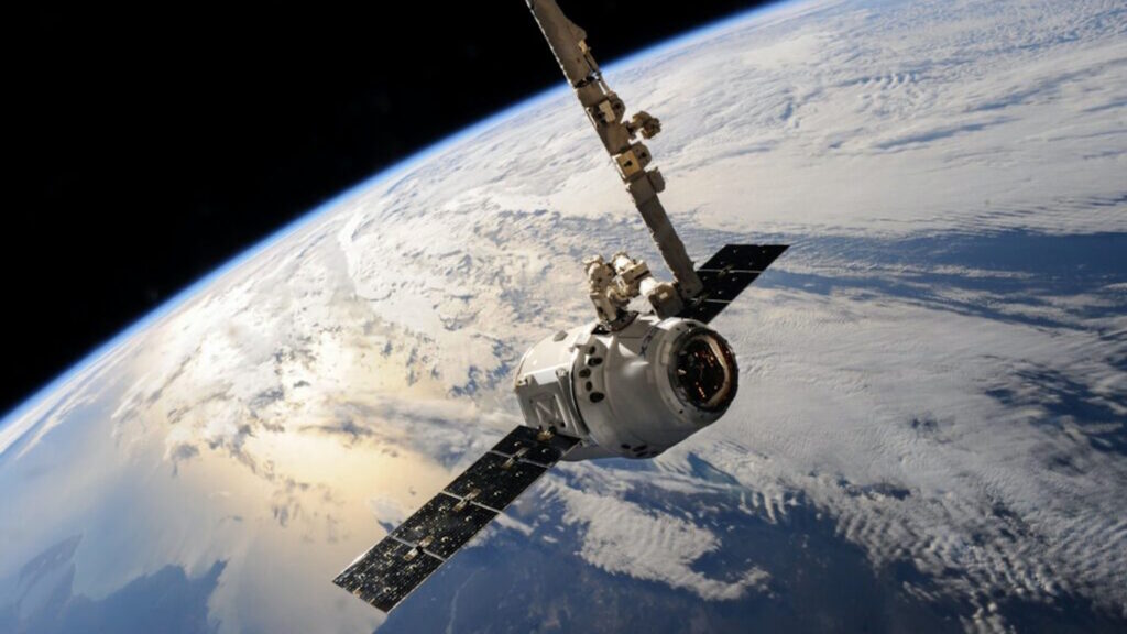 Satellite SpaceX