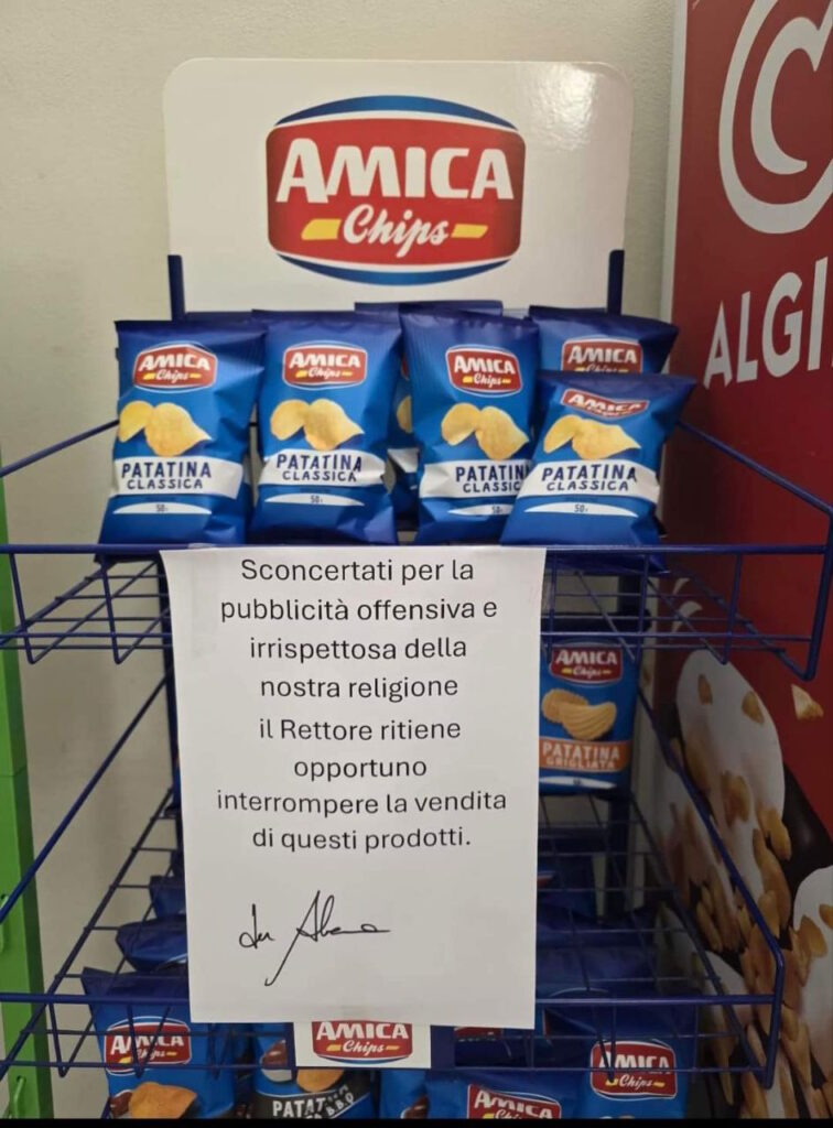 Punto vendita che ritira i prodotti Amica Chips