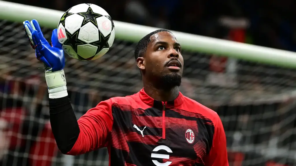 Chi vince il derby su EA Sports FC 25? Overall di Inter e Milan a confronto 3 maignan milan 1.jpg