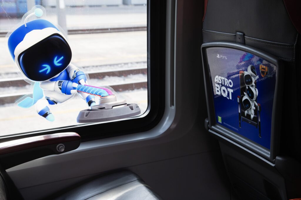 Astro Bot arriva sui treni di Italo grazie a una speciale collaborazione con PlayStation 7 Astro Bot