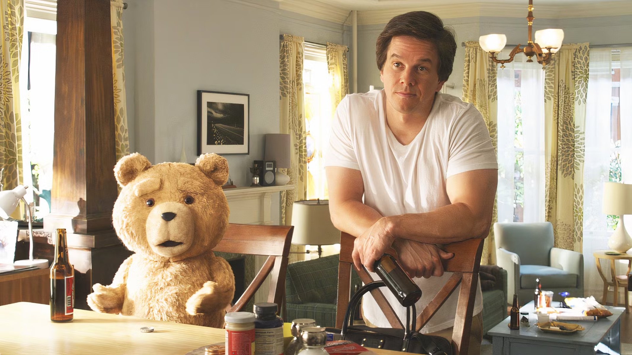 Ted, con Mark Wahlberg
