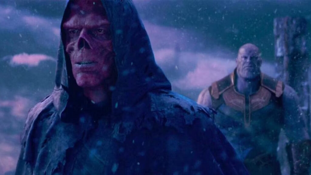 Retroscena Avengers: un attore ha scoperto di essere in Infinity War solo sul set, dal truccatore 1 avengers infinity war teschio rosso thanos