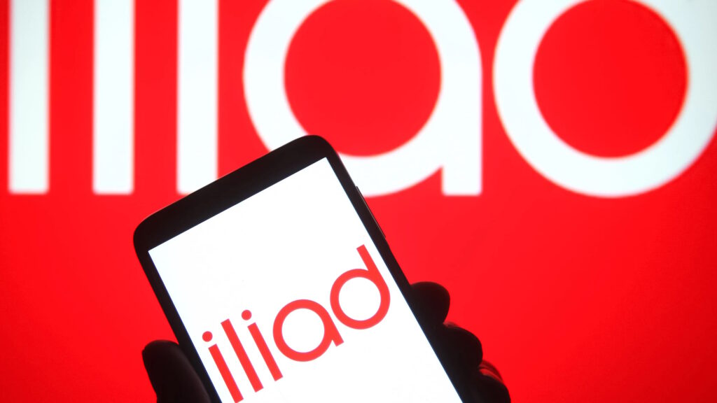 Iliad: disponibile il nuovo prefisso 352 nella personalizzazione dei numeri 2 operatore iliad