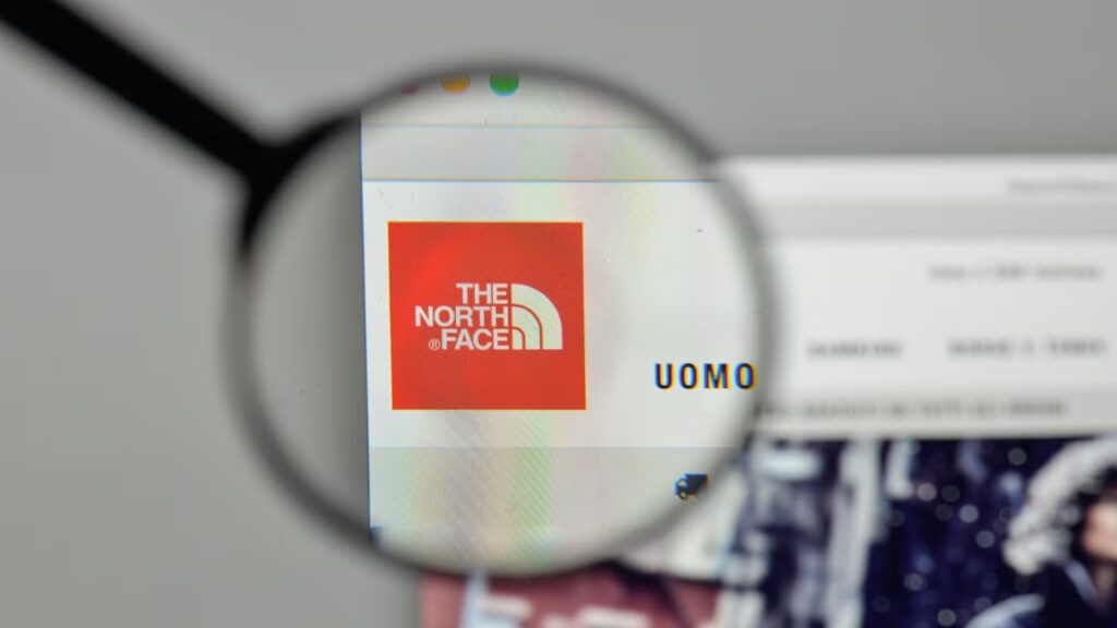 The North Face vittima di un attacco: 2.800 utenti coinvolti ed esortati a cambiare password 2 the north face data breach