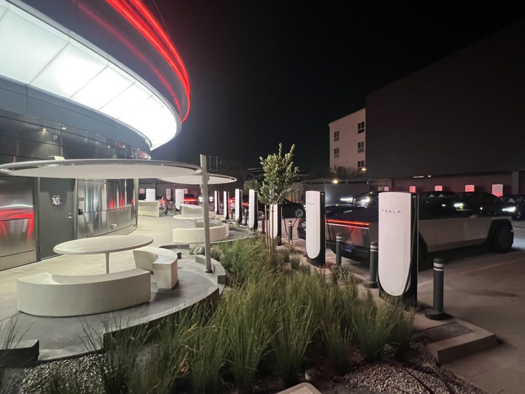 Tesla Diner 2