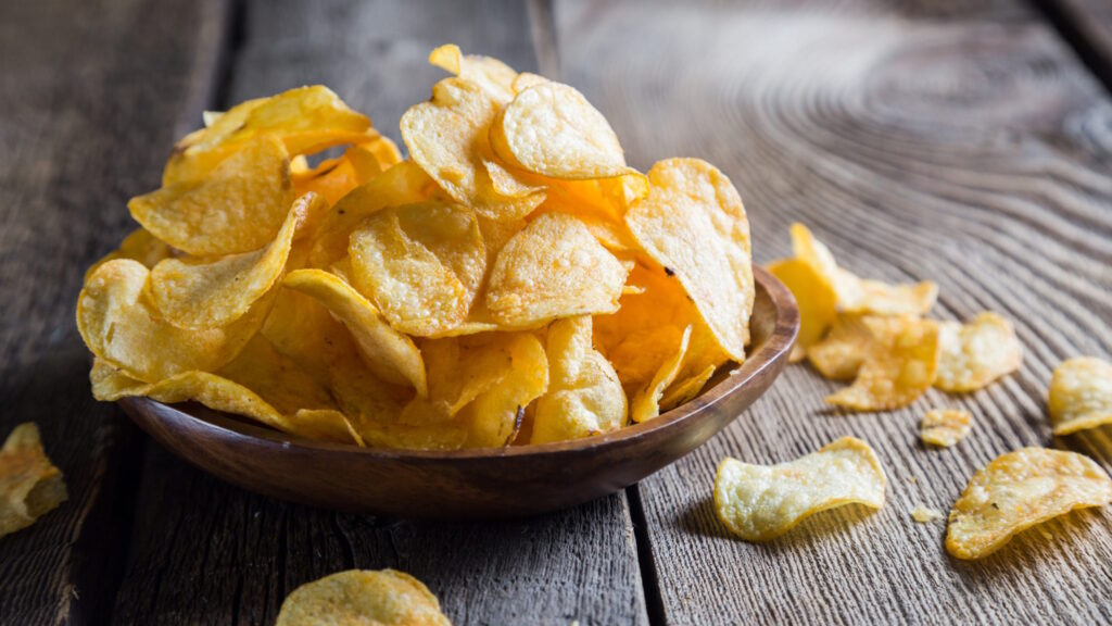 Crik Crok a rischio fallimento: oltre 100 dipendenti non ricevono lo stipendio 2 bowl di patatine