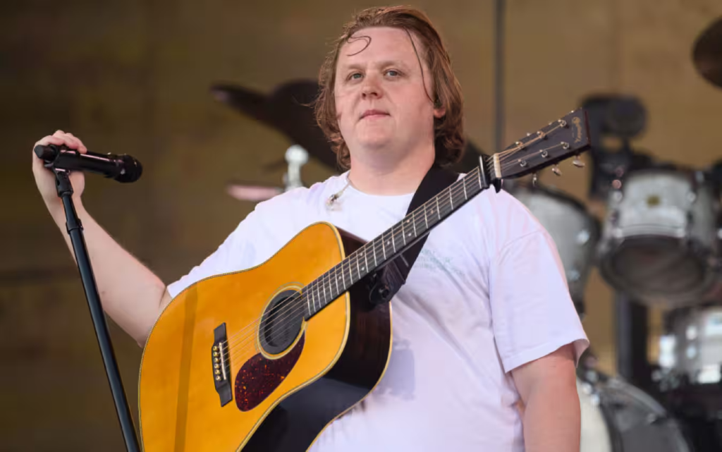 Il Ritorno Emozionante di Lewis Capaldi 1 lewis capaldi getty