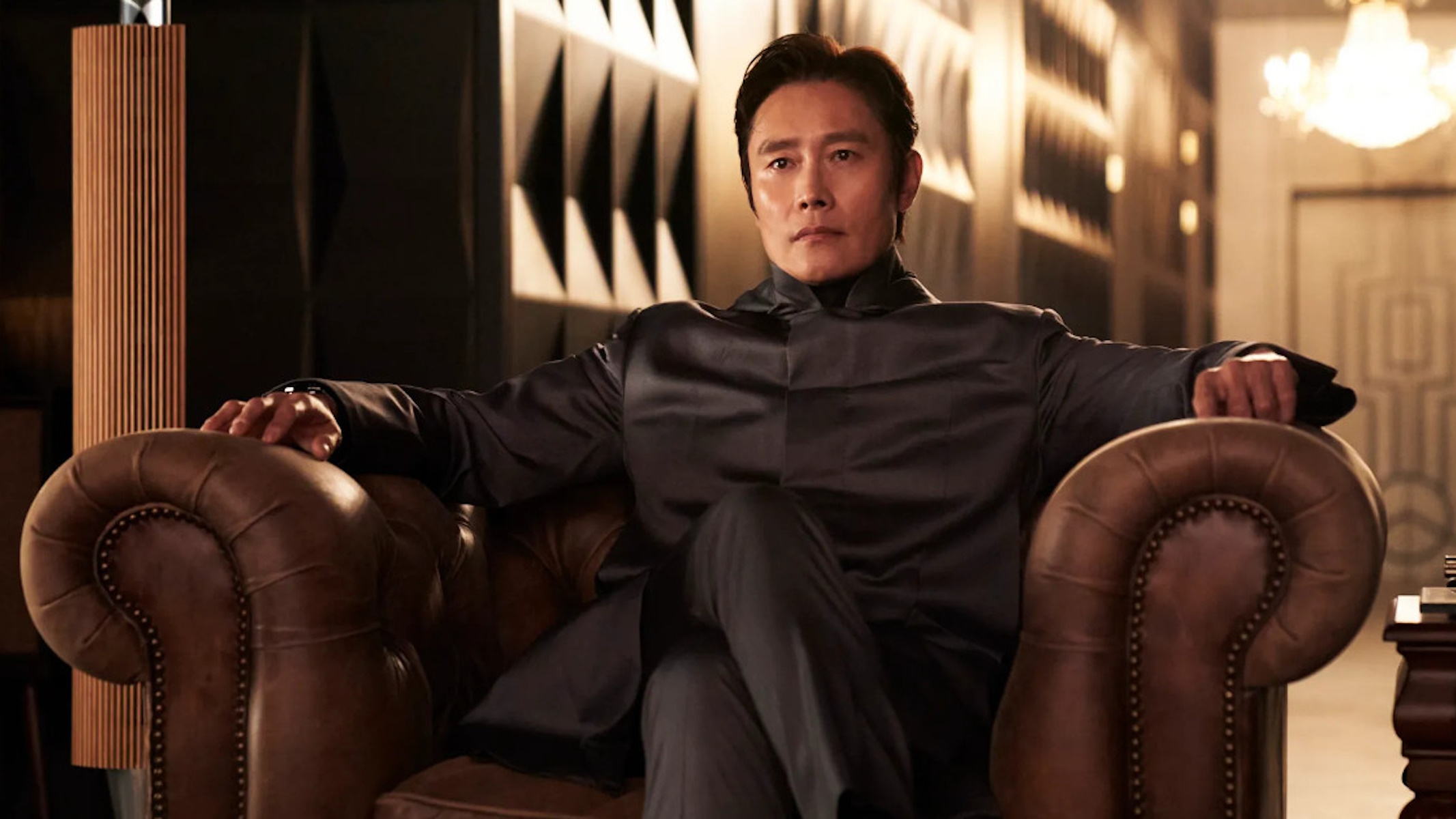 Lee Byung-hun interpreta il front man in Squid Game stagione 3
