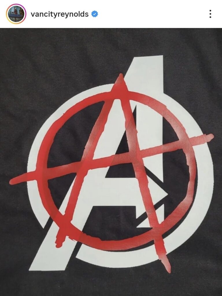 Deadpool sarà in Avengers: Doomsday? Il criptico teaser di Ryan Reynolds fa impazzire i social 1 Deadpool