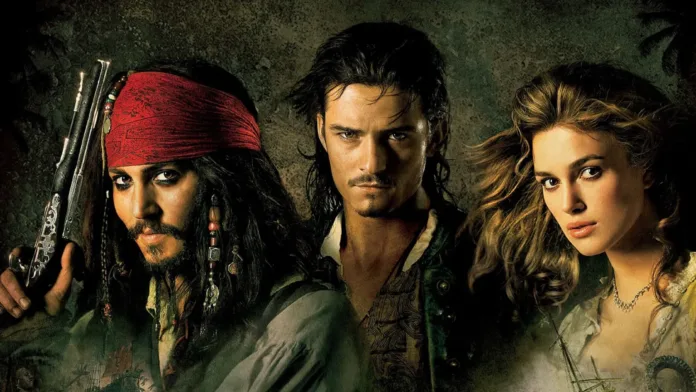 Pirati dei Caraibi 6: Orlando Bloom suggerisce il ritorno del cast originale per garantire il successo della saga 2 Pirates of the Caribbean Orlando Bloom Johnny Depp Keira Knightley 696x392 1